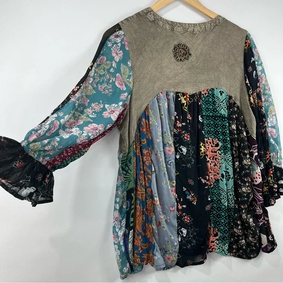 Boho Patchwork Button Down Blouse M | Embroidered Flowy Layering Top - Picture 7 of 11